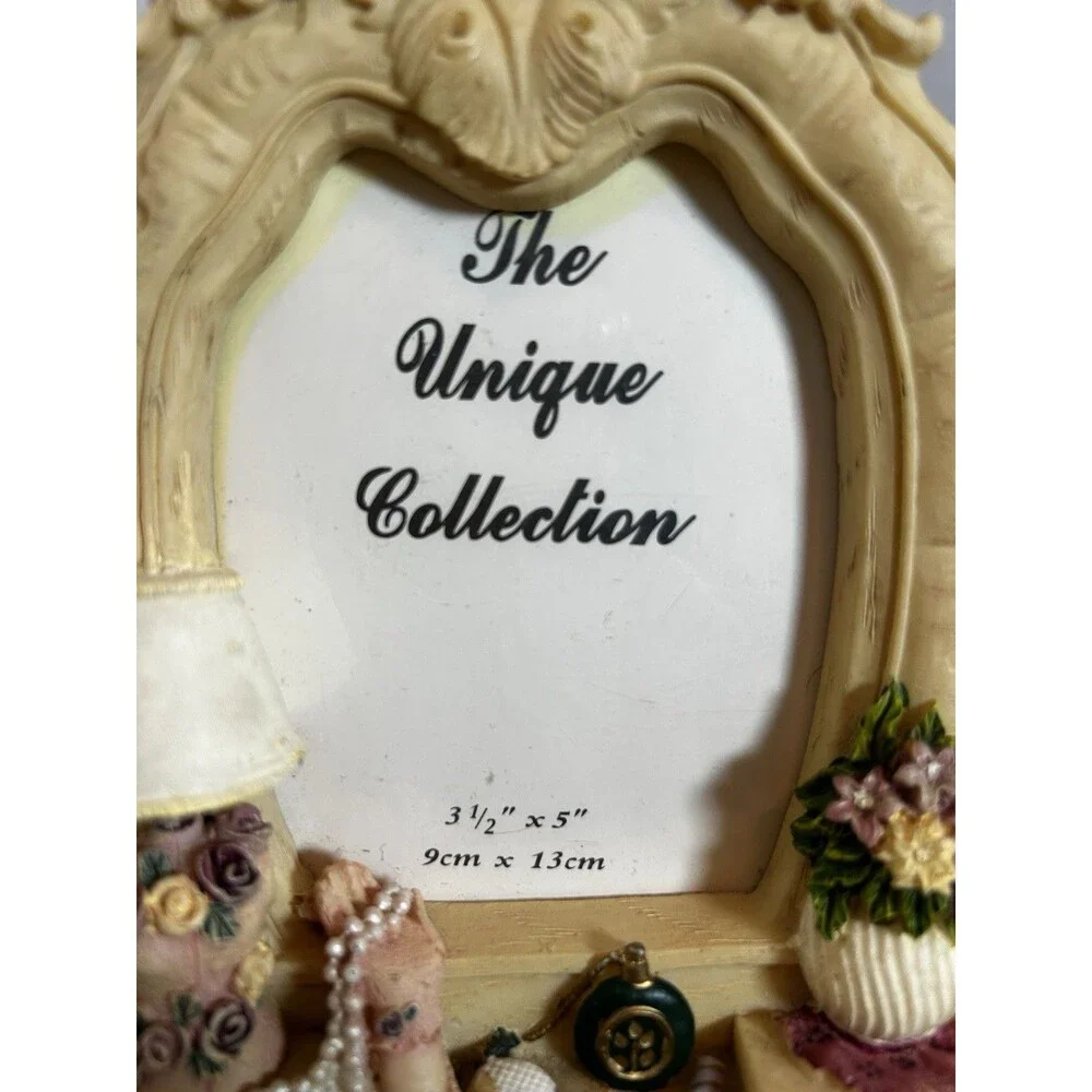 Vintage Victorian Vanity Dressing Table Photo Frame Miniature Decor Pink Floral